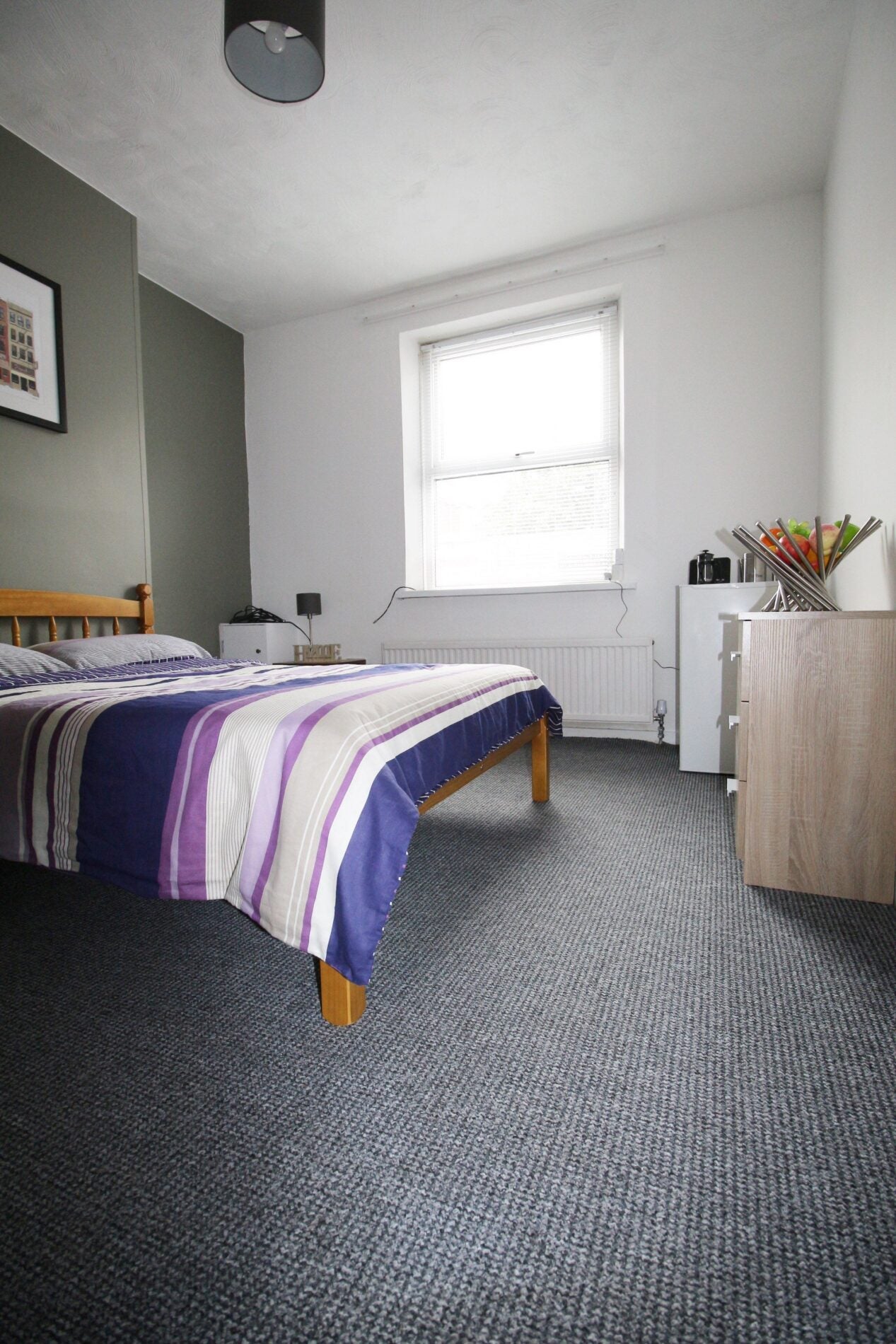 Room Rosemary Lane in Lincoln