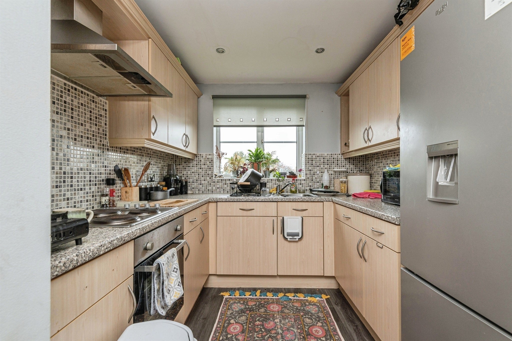 Flat Yateholm Drive in Bradford