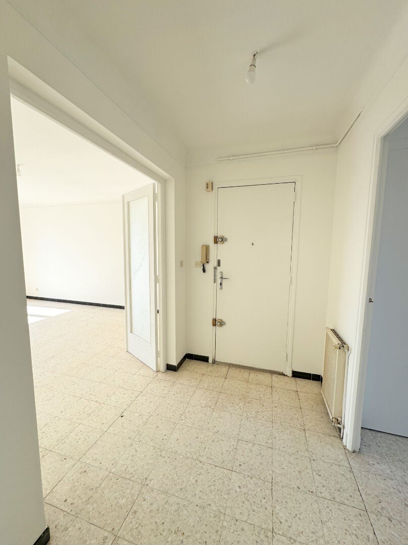 Flat Rue Hyacinthe Rigaud in Perpignan