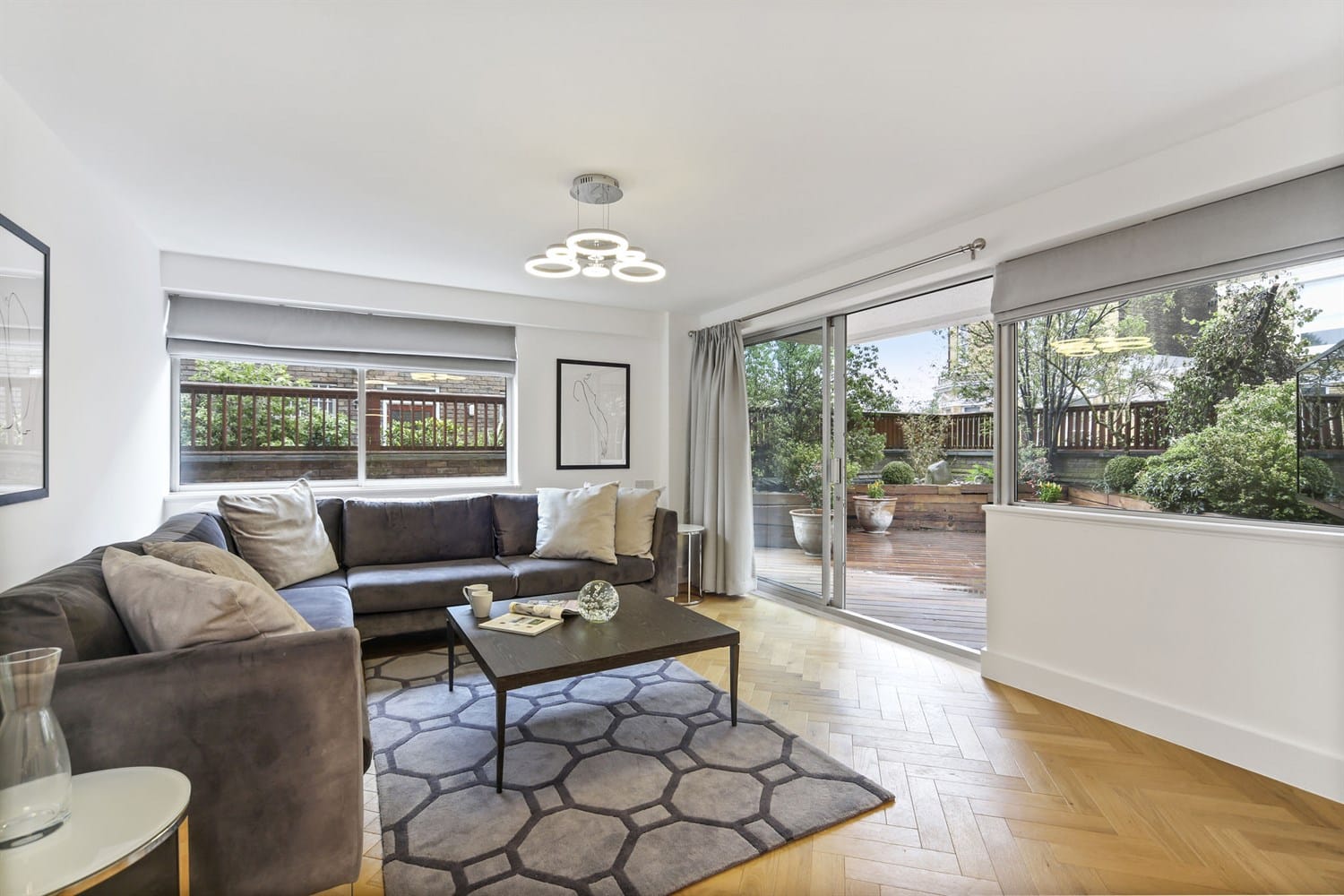 Flat Campden Hill Road in Greater London