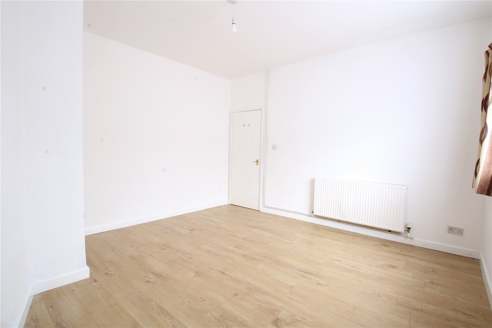 Flat Bishopsworth Road in Bristol