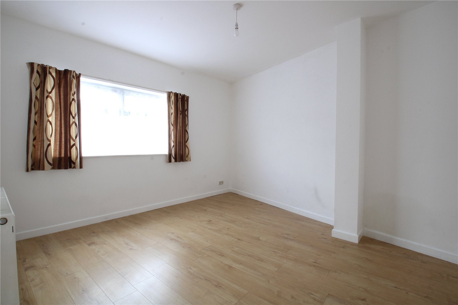 Flat Bishopsworth Road in Bristol