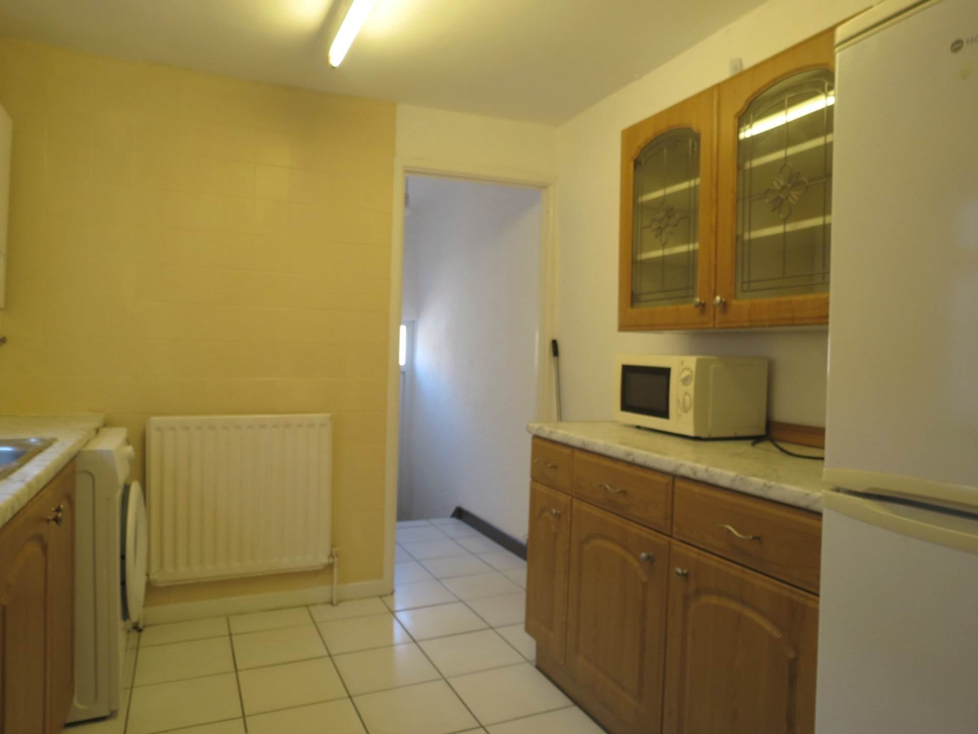 Flat Wingrove Avenue in Newcastle upon Tyne