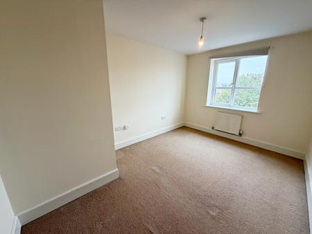 Flat Lion Court in Northampton