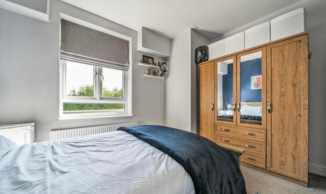 Flat Lime Tree Way in Basingstoke and Deane