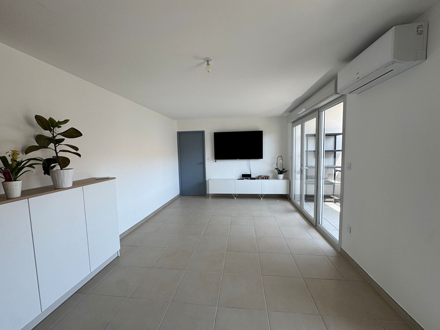 Flat Rue de la Farandole in Nîmes