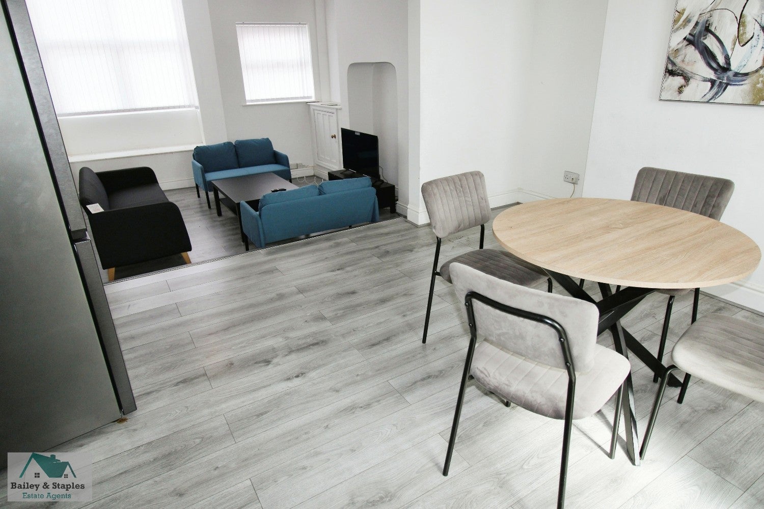 Room Birchfield Road in Liverpool