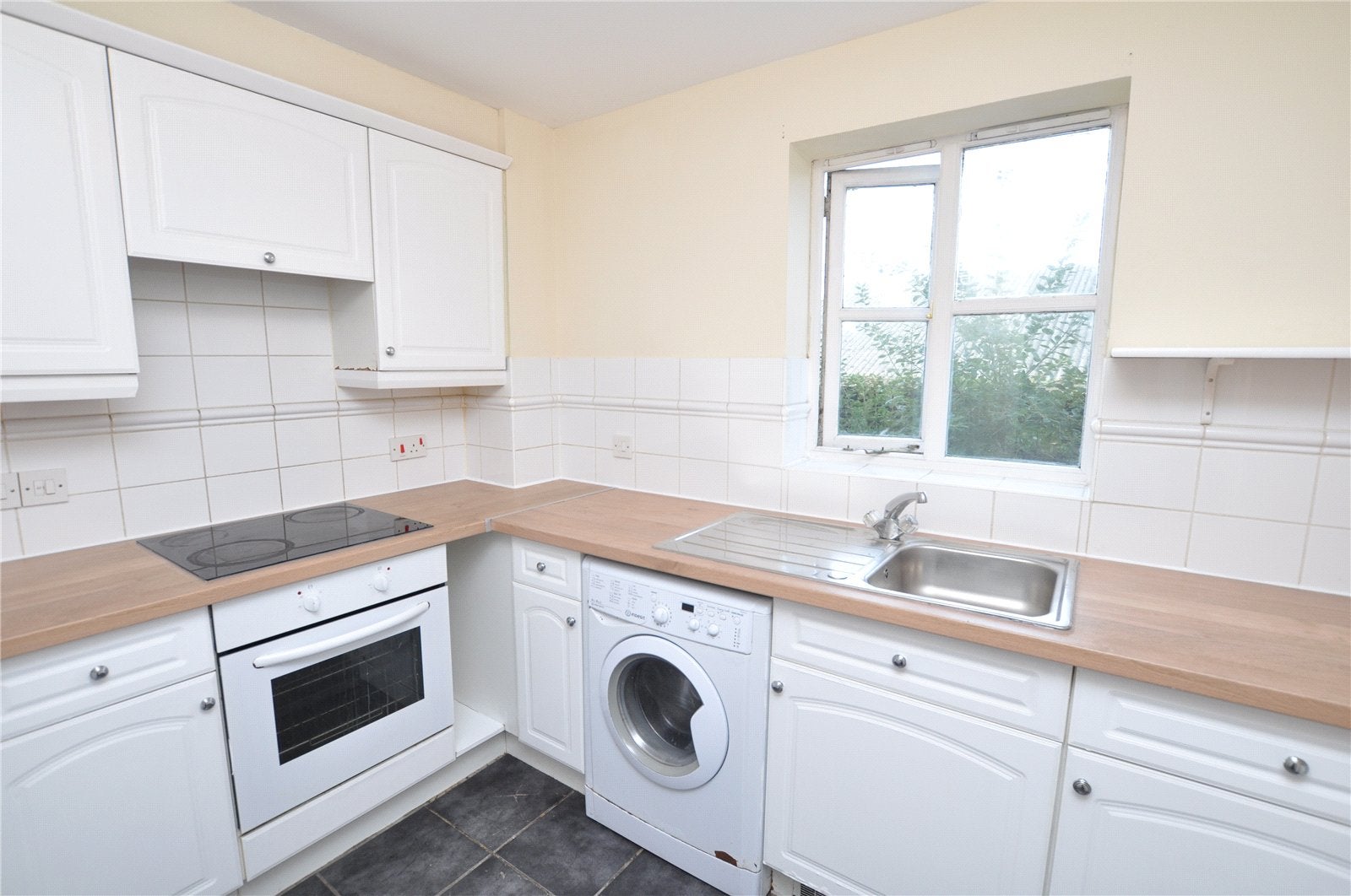 Flat Blackwater Way in Rushmoor