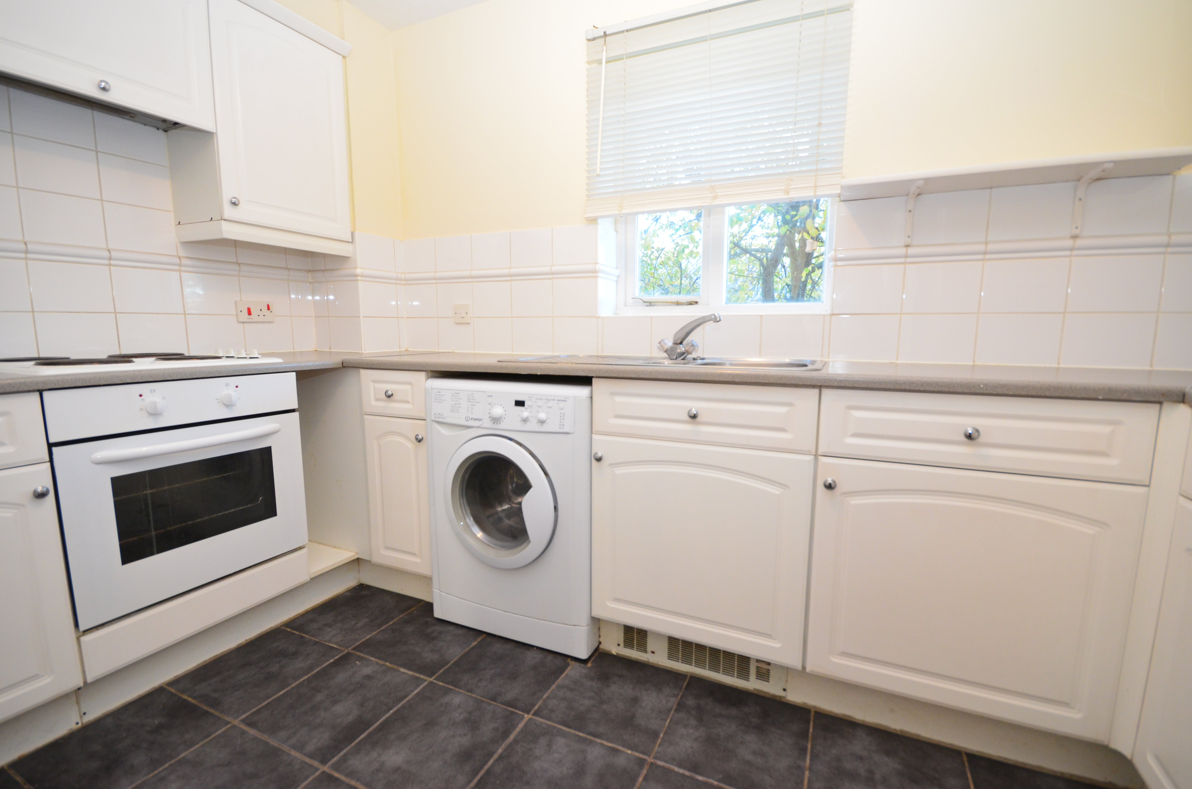 Flat Blackwater Way in Rushmoor