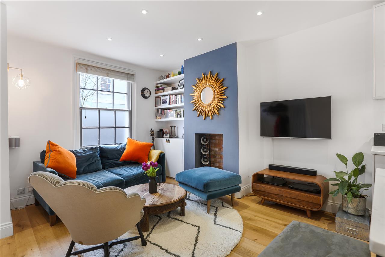 House Fortess Grove in Greater London
