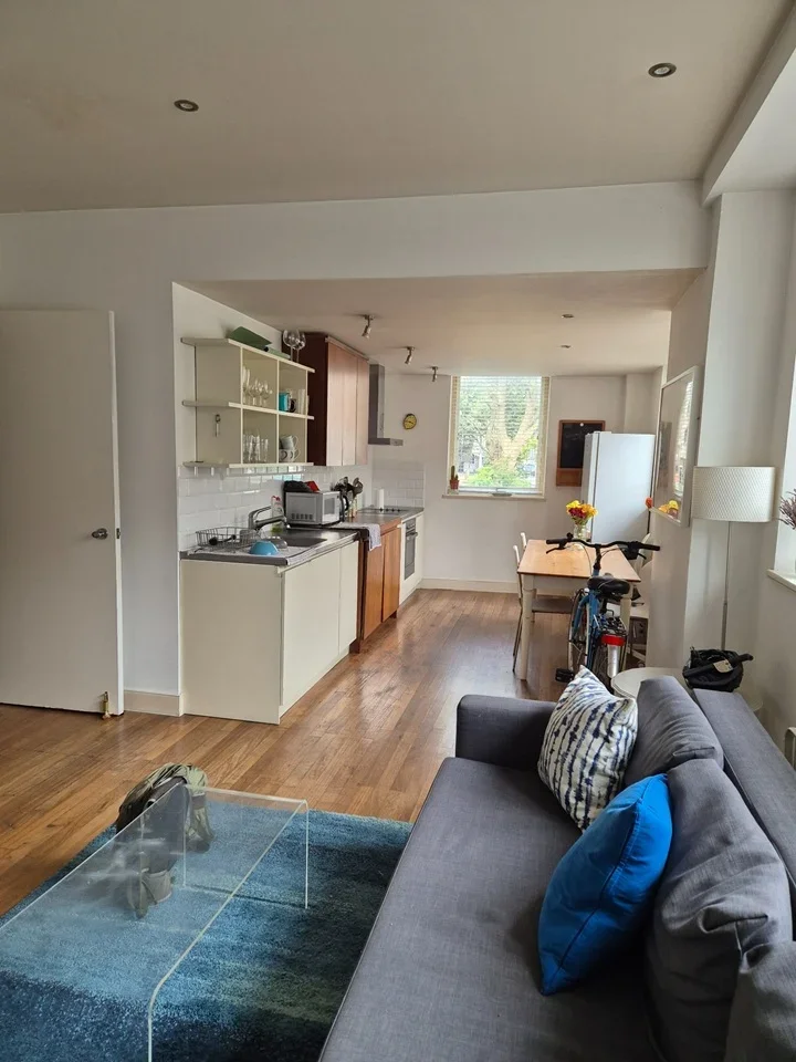 Room Borough High Street in Greater London