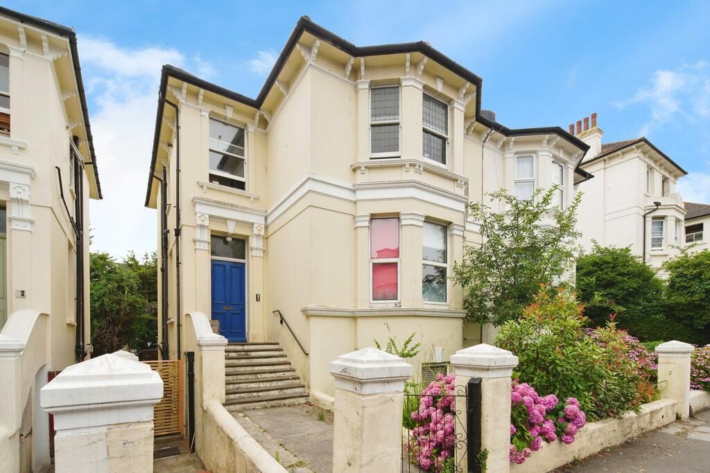 Flat Clarendon Villas in Portslade by Sea