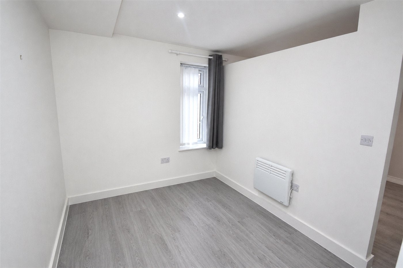 Flat Esher Road in New Ferry