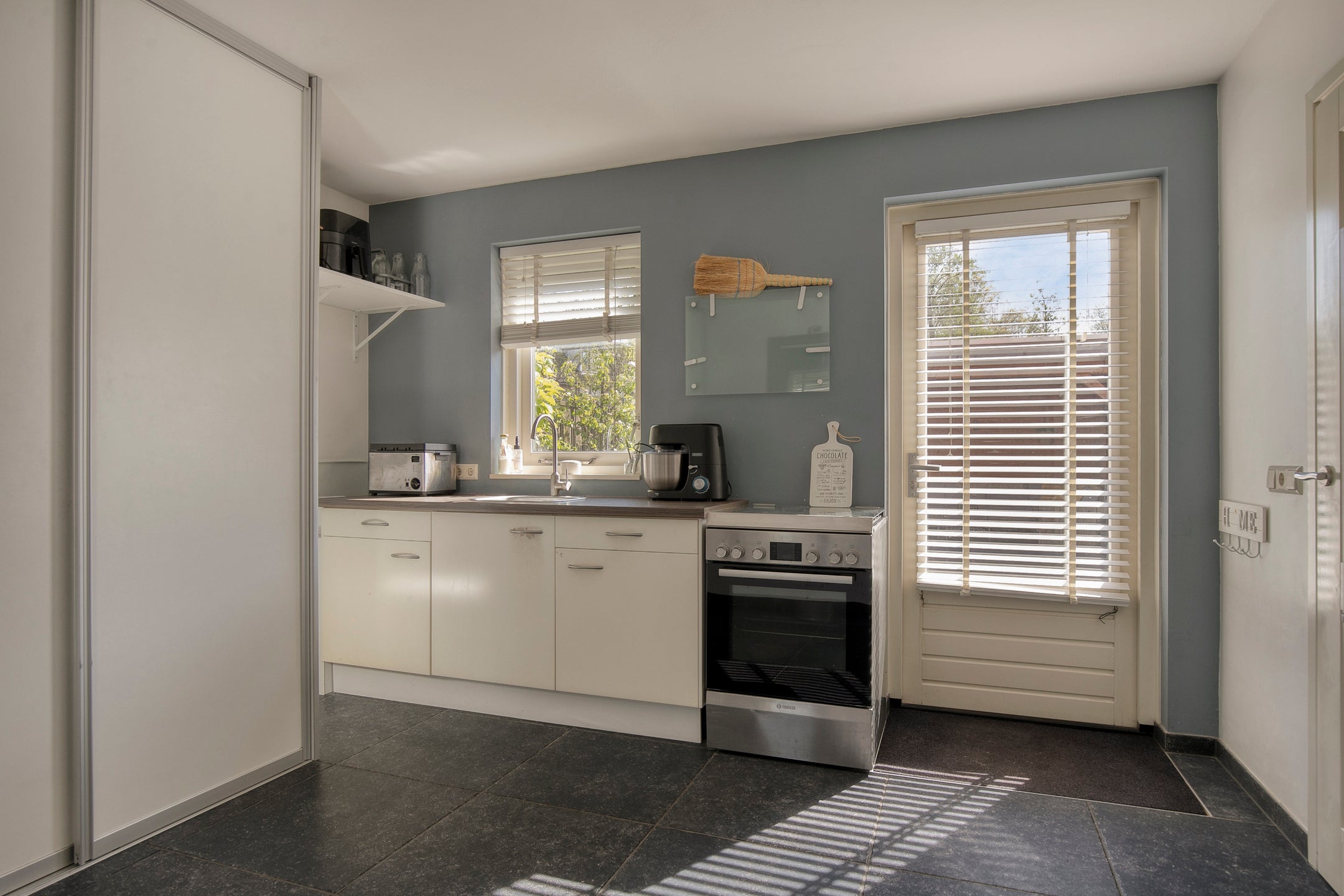 Hoekwoning te koop: Klaverweide 28, Barneveld