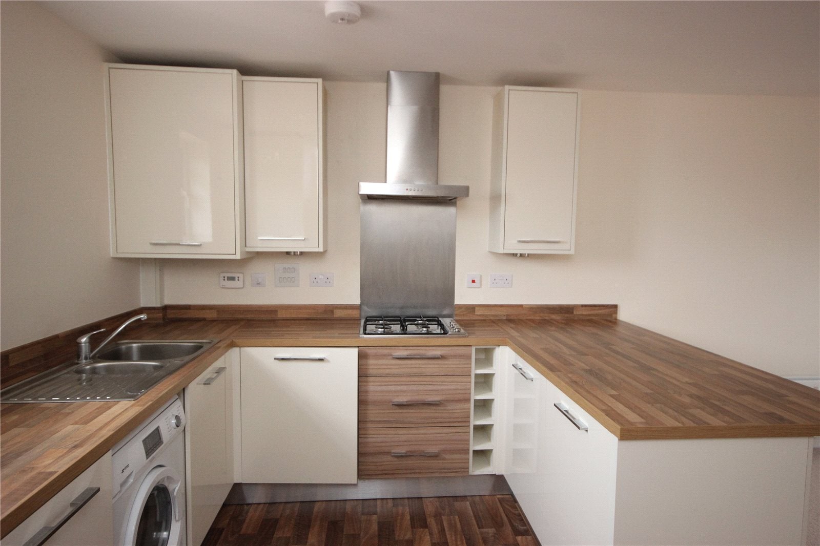 Flat Hatton Road in Bristol