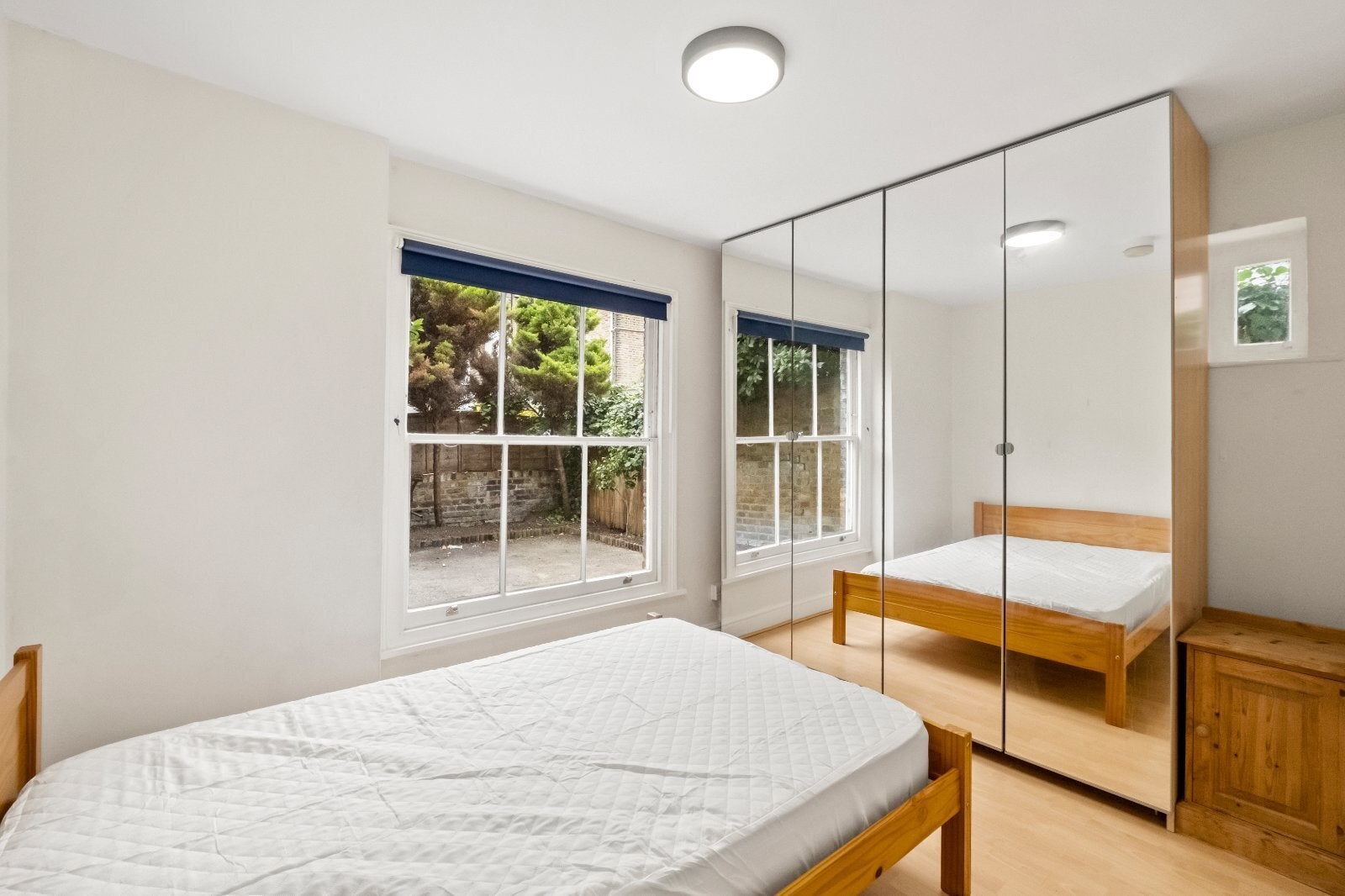 Flat Fernhead Road in City of Westminster
