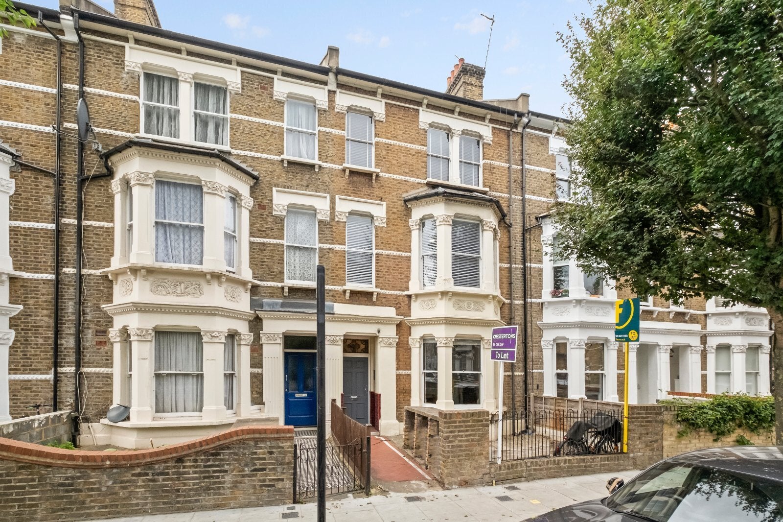 Flat Fernhead Road in City of Westminster
