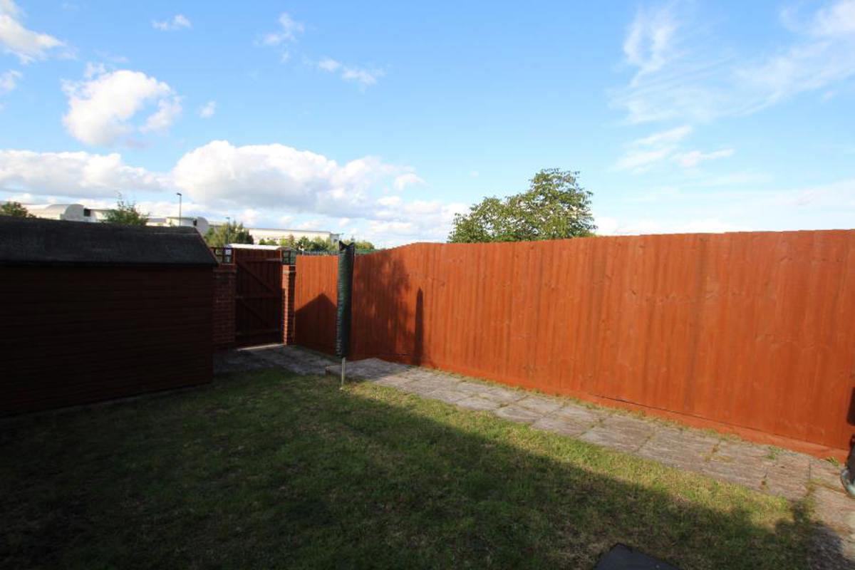 Room Home Leas Close in Stoke Gifford
