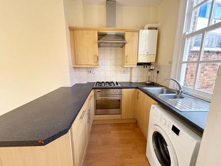 Flat Mandora Lane in Leicester
