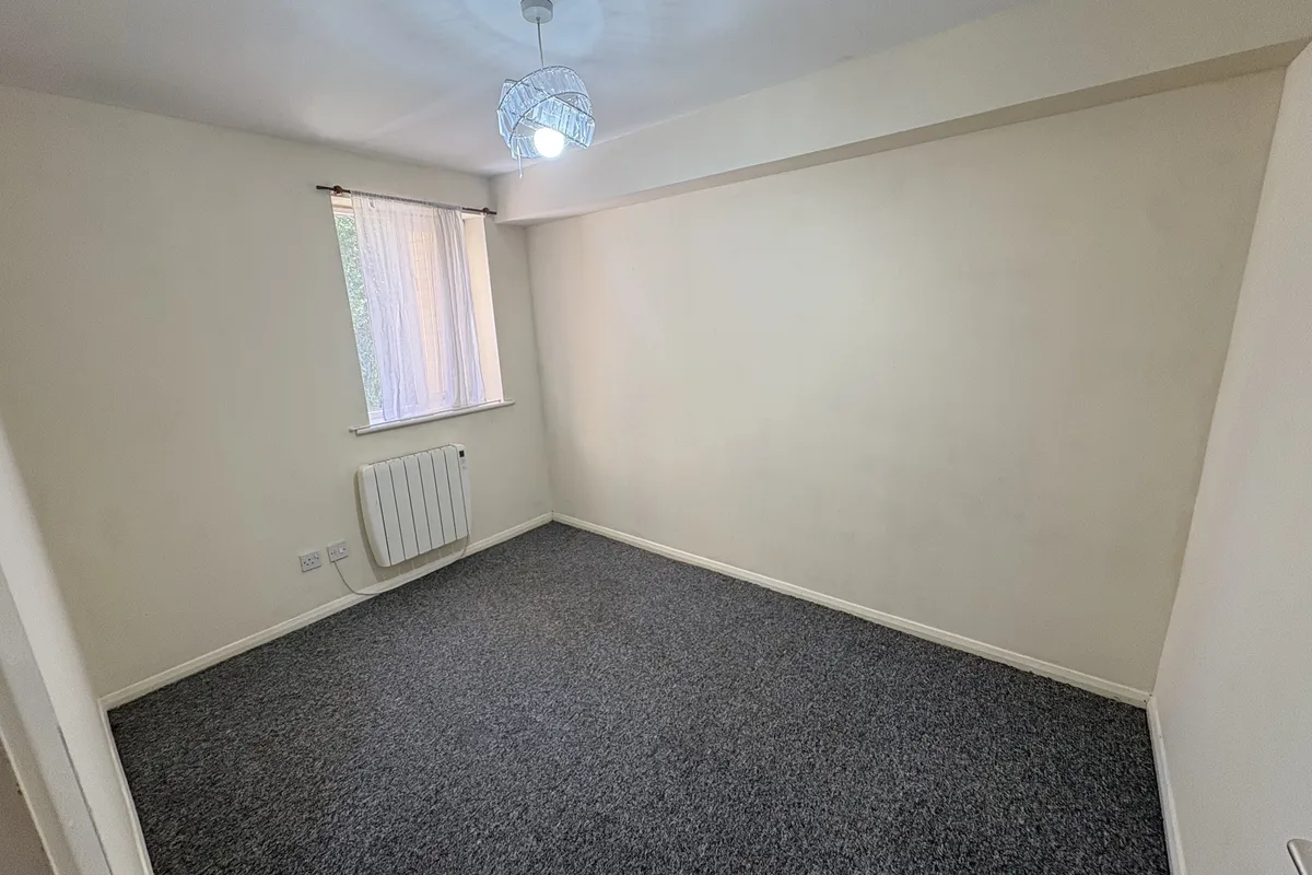 Flat Dads Wood in Harlow