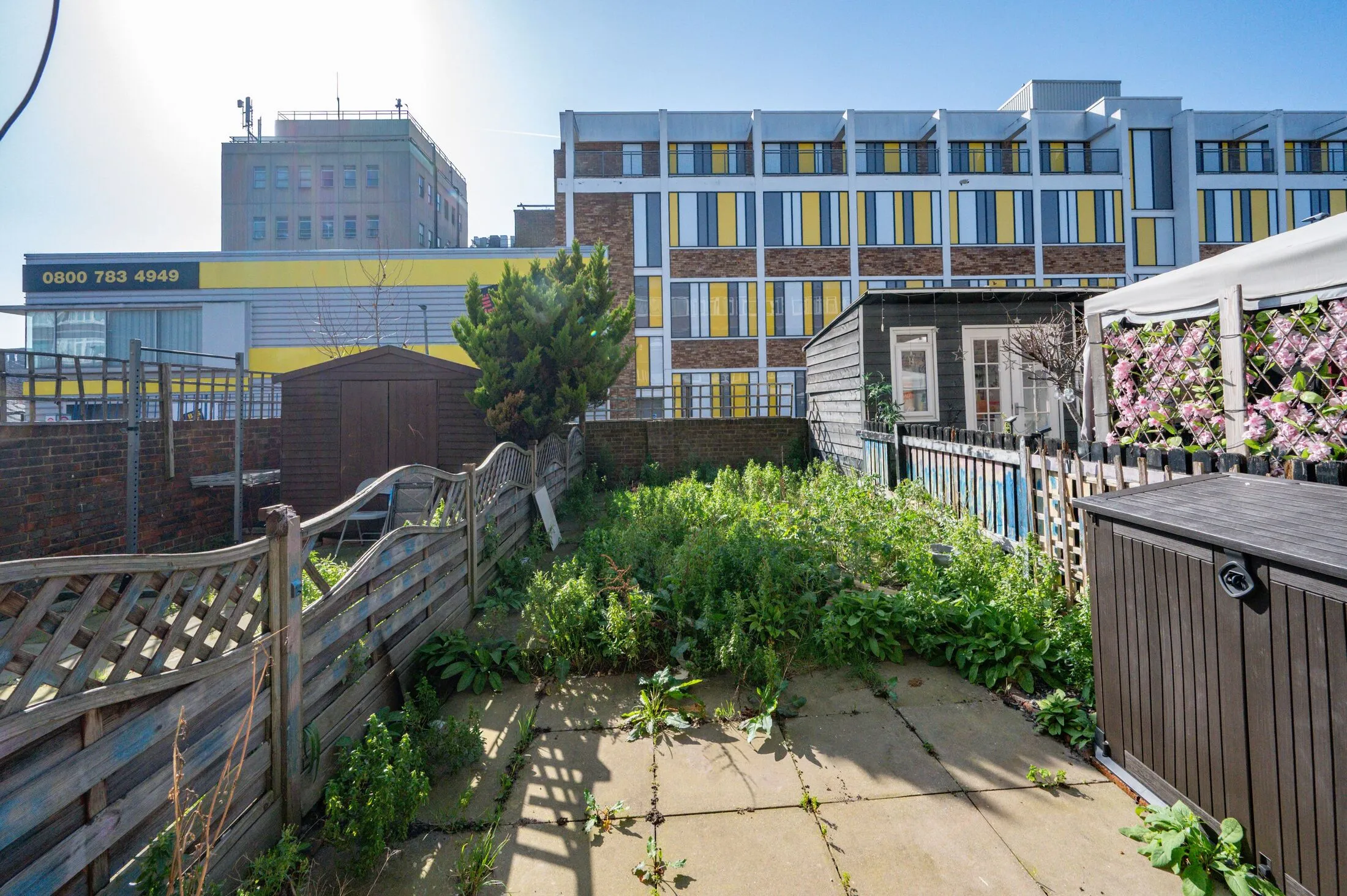 Flat Stewarts Road in Greater London