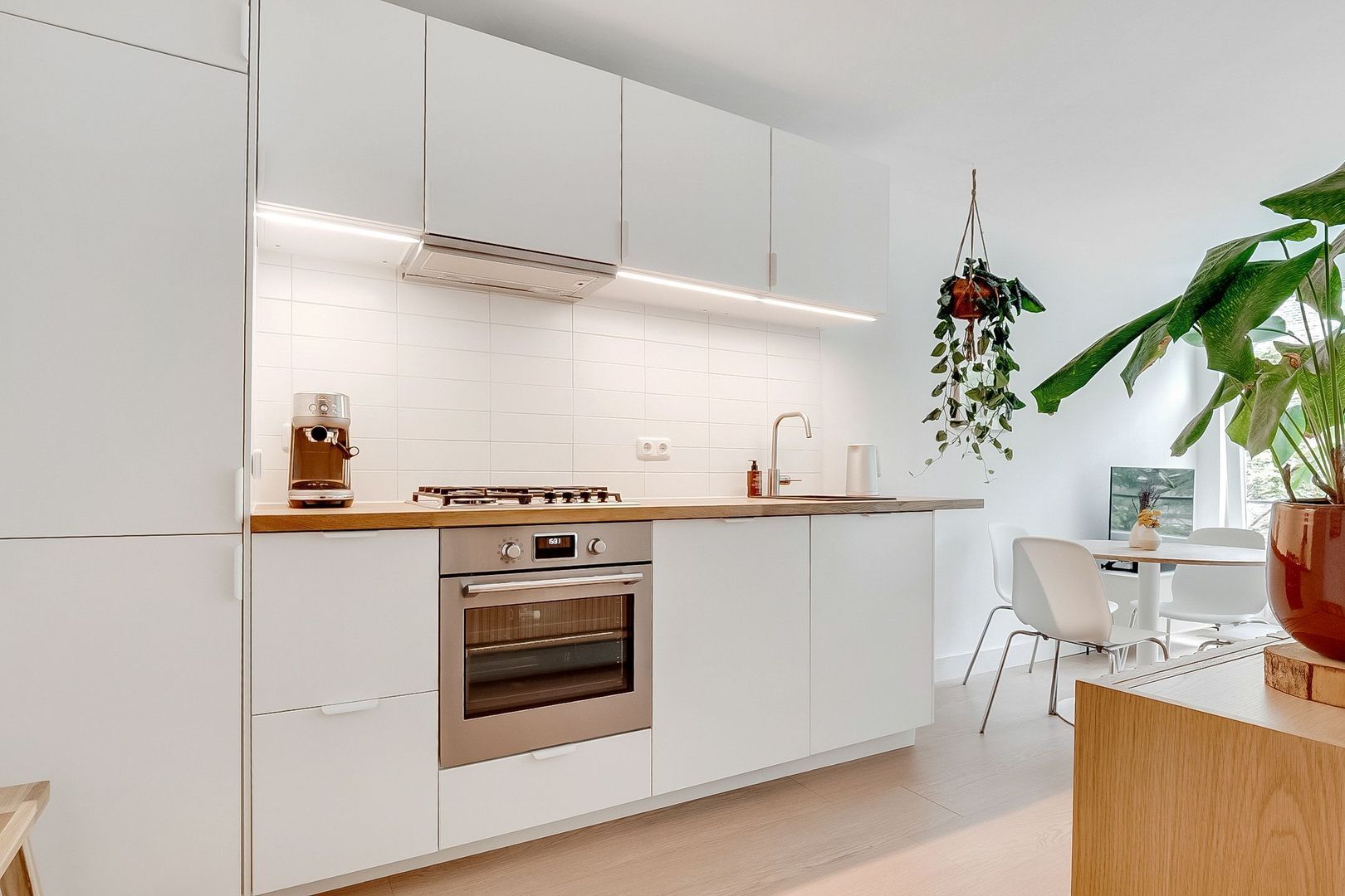 Studio te koop: Van Ostadestraat 110C, Amsterdam