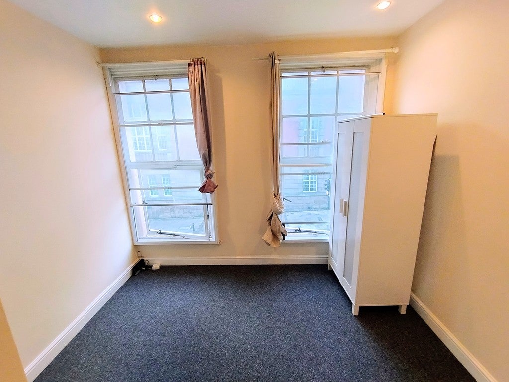 Room Penn Road in Wolverhampton