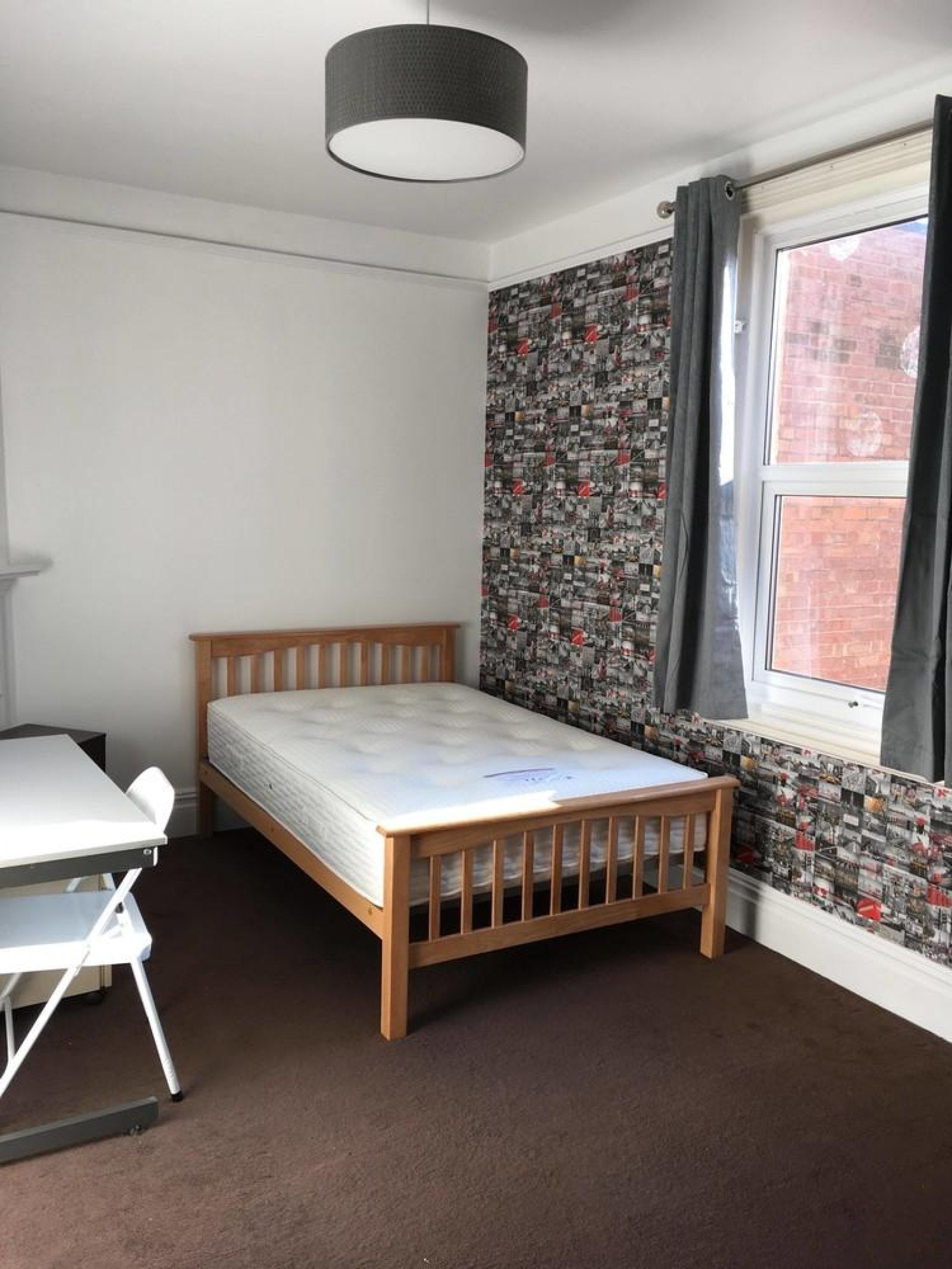 Room Comer Road in Worcester