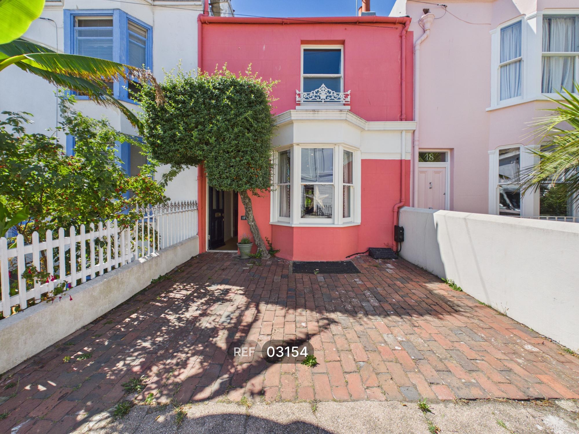 House Trafalgar Lane in Brighton