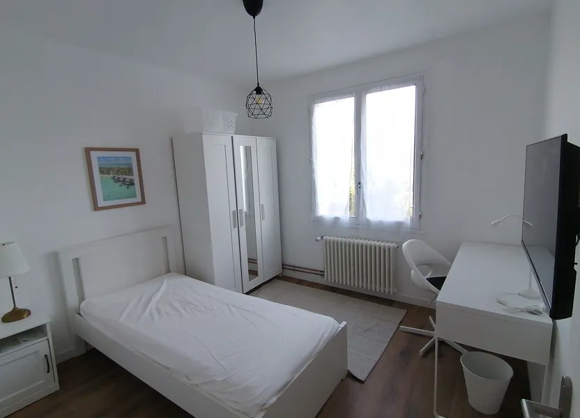 Chambre Rue Gaston Hulin à Poitiers