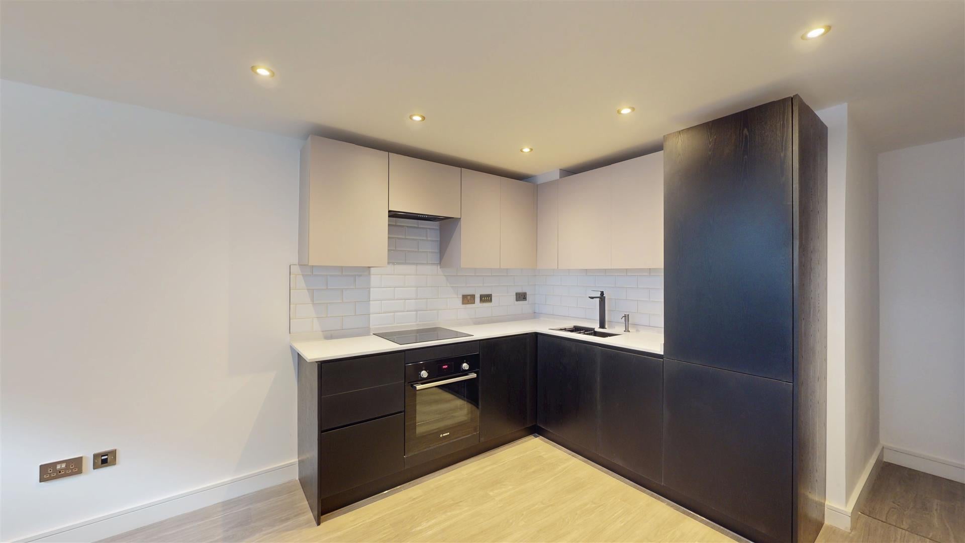 Flat Burrell Street in Wakefield