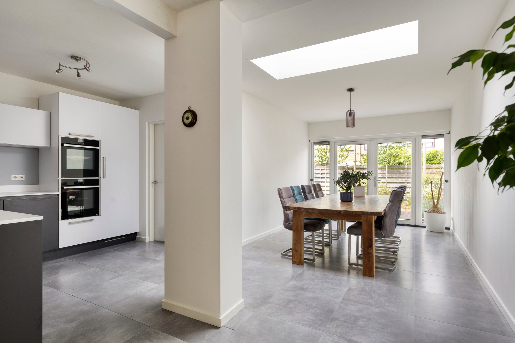 Hoekwoning te koop: de Grouw 67, Leek