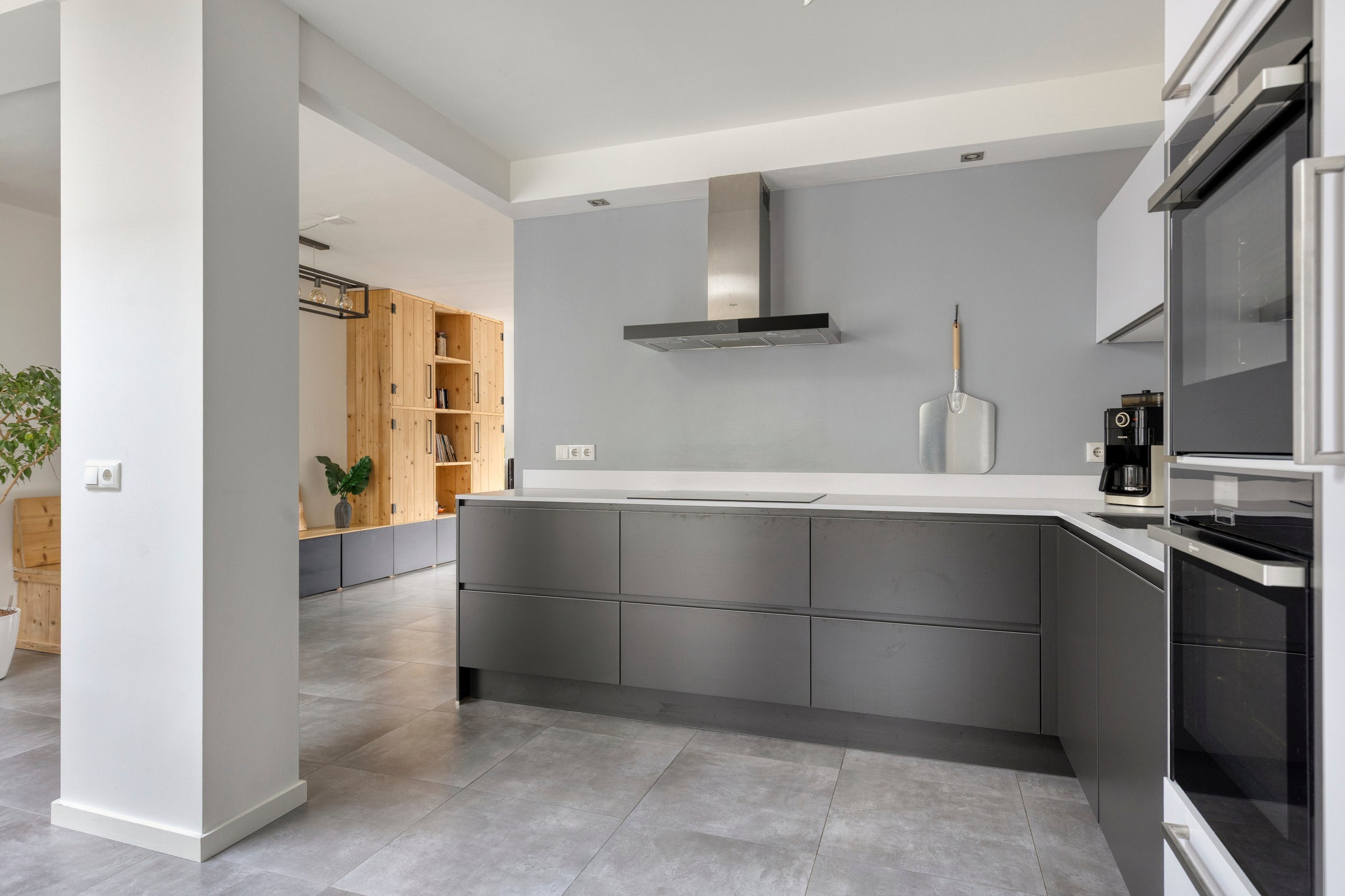 Hoekwoning te koop: de Grouw 67, Leek
