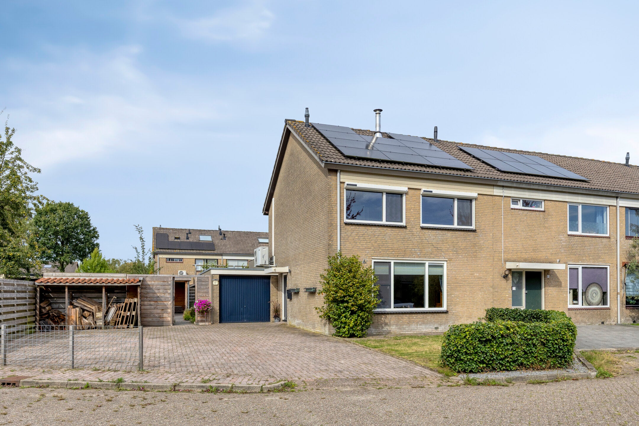 Hoekwoning te koop: de Grouw 67, Leek