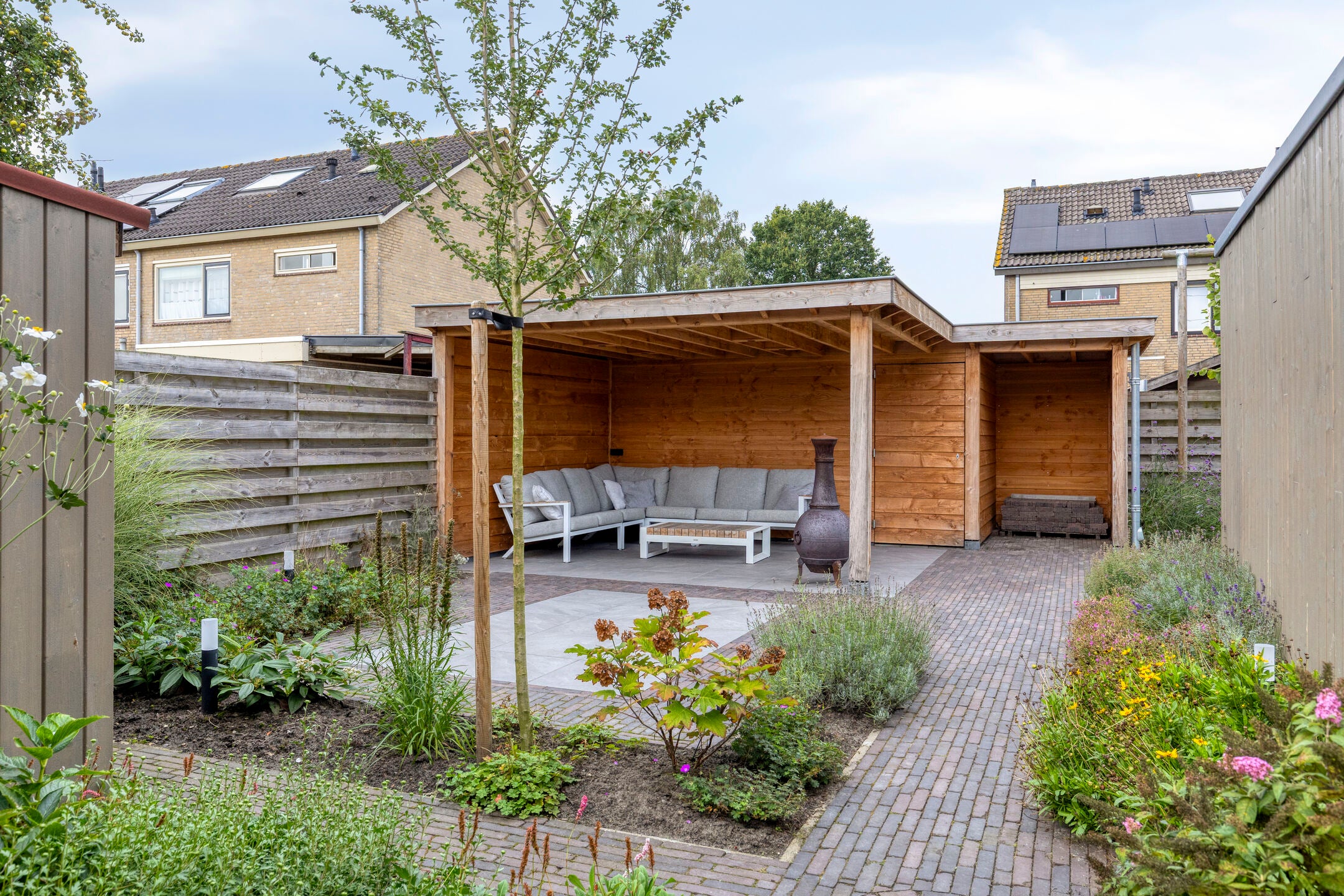 Hoekwoning te koop: de Grouw 67, Leek