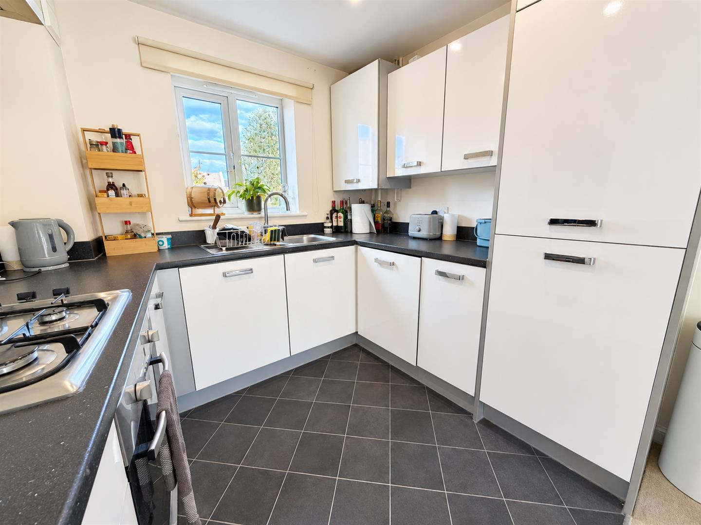 Flat St Lucia Crescent in Bristol