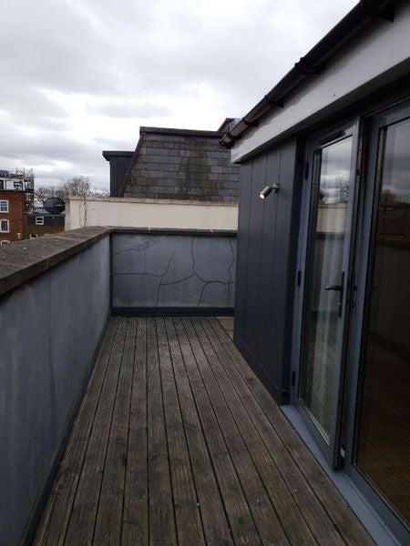 Flat Cephas Avenue in Greater London