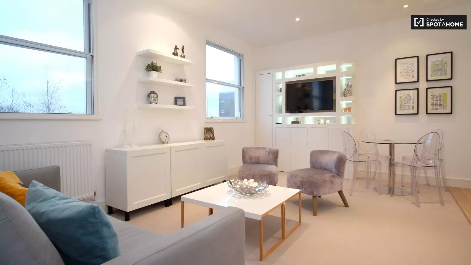 Flat Bulmer Place in Greater London