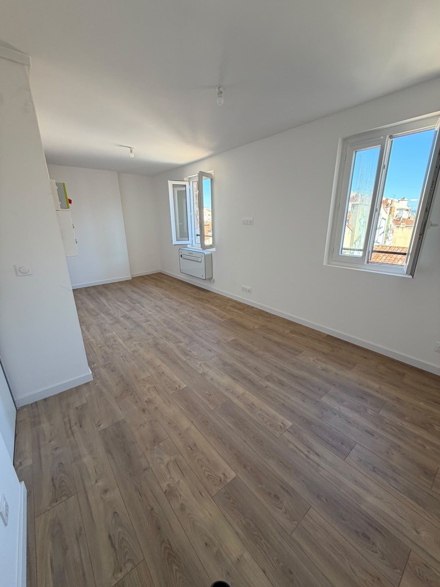 Flat Rue André Poggioli in Marseille