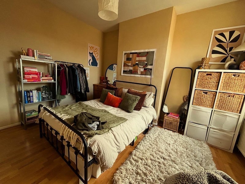 Room White Street in Warrington