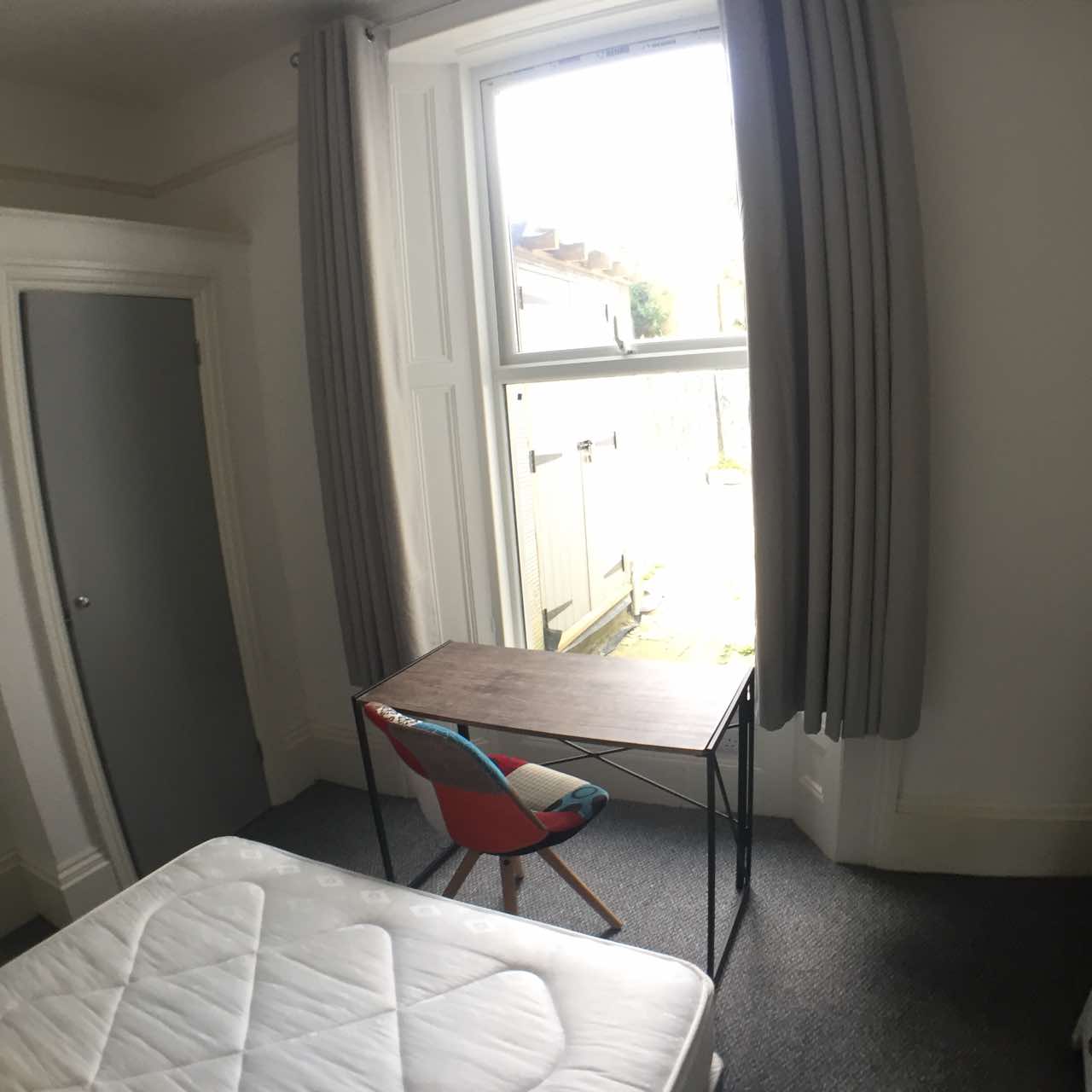 Flat Ermington Terrace in Plymouth