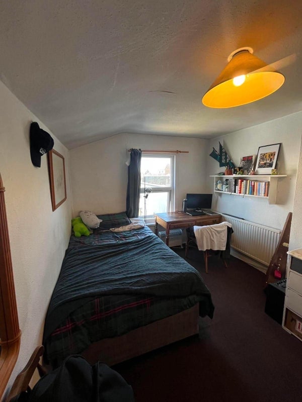 Room Woolwich Road in Greater London