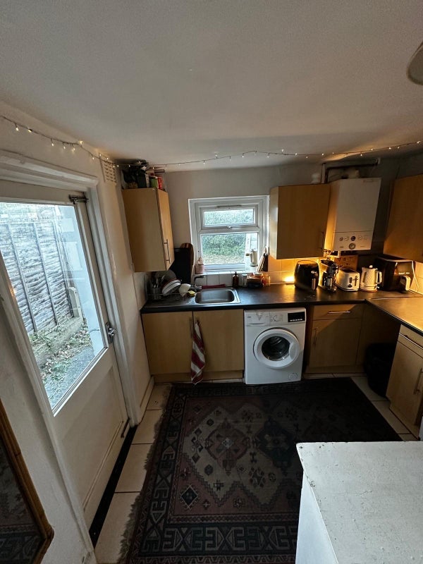 Room Woolwich Road in Greater London
