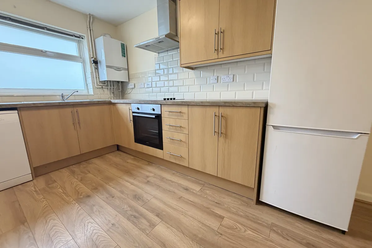 House Matlock Close in Rugby