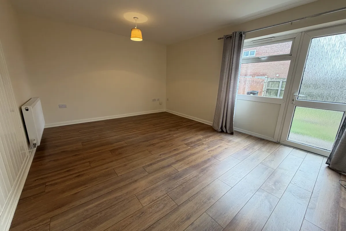 House Matlock Close in Rugby