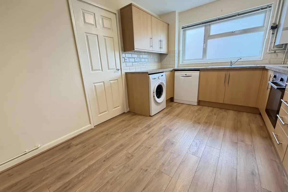House Matlock Close in Rugby