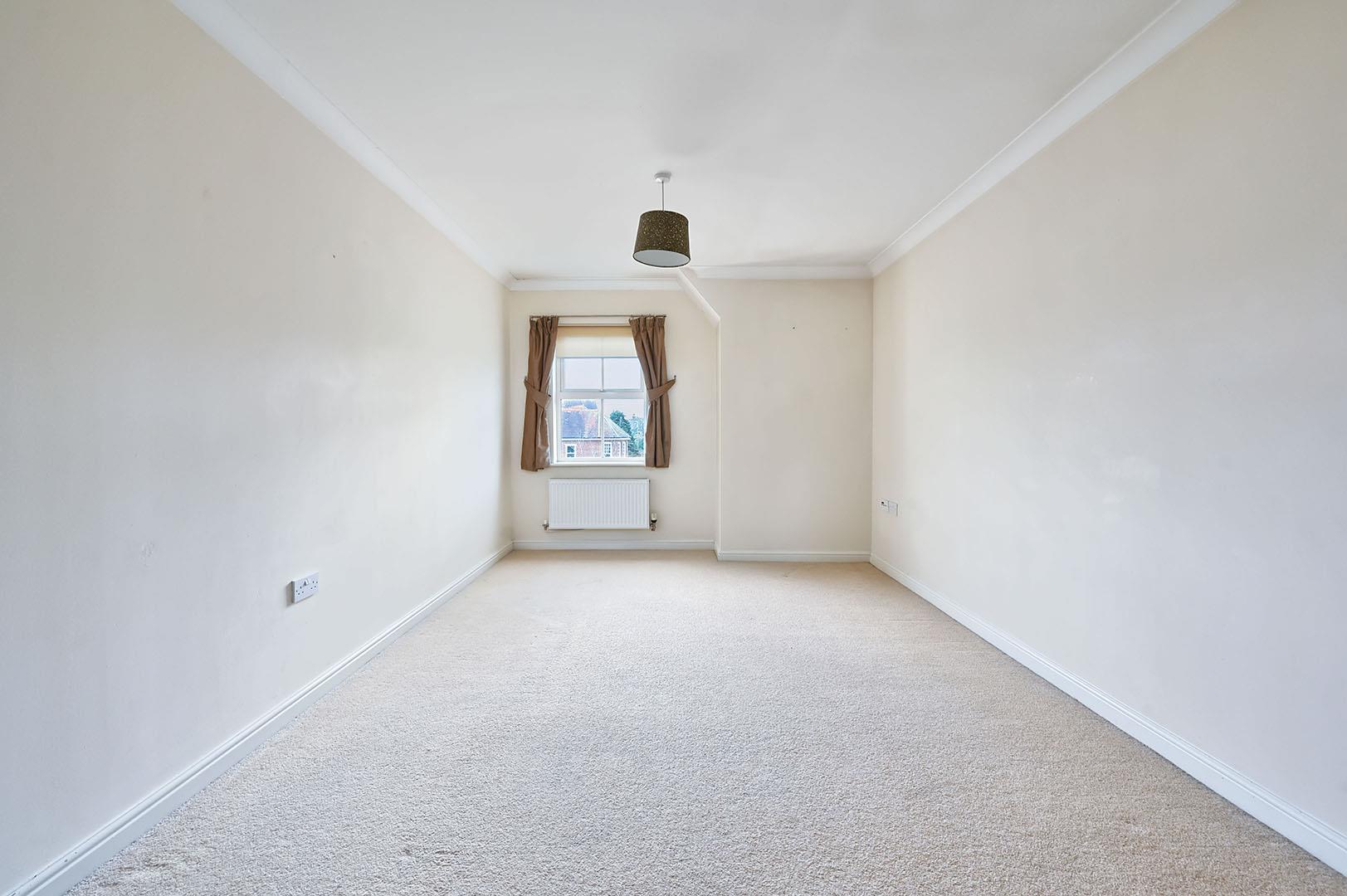 Flat Nazareth Close in Rother
