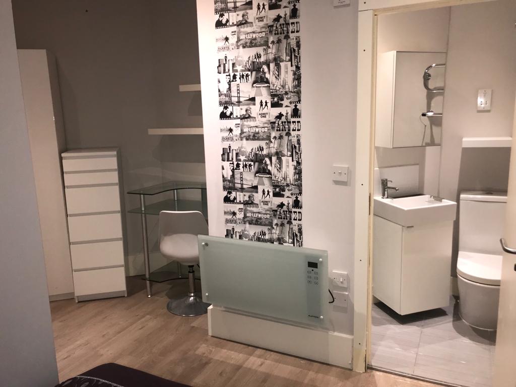 Flat Dresden Close in London