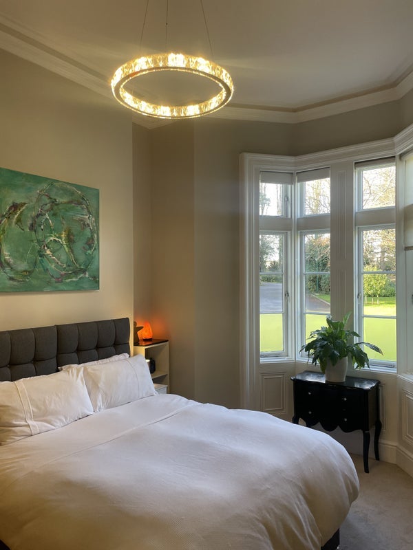 Room Broomhill Road in Bristol