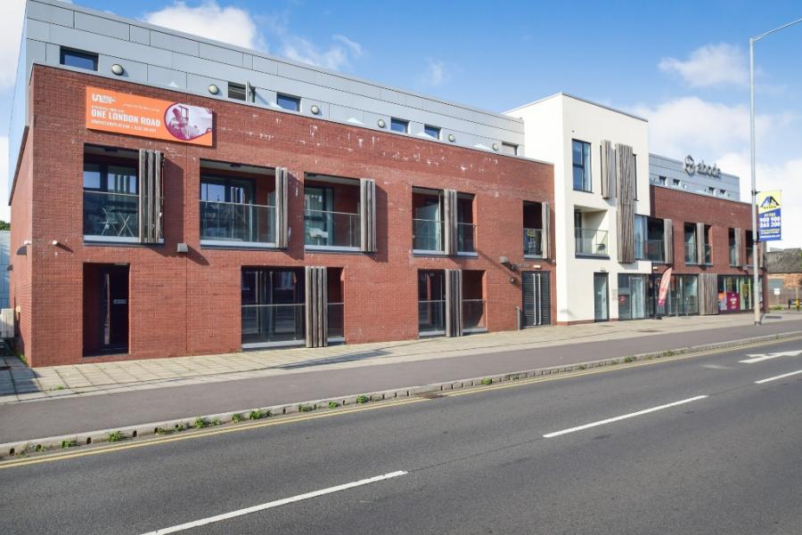 Flat Tansey Way in Newcastle-under-Lyme